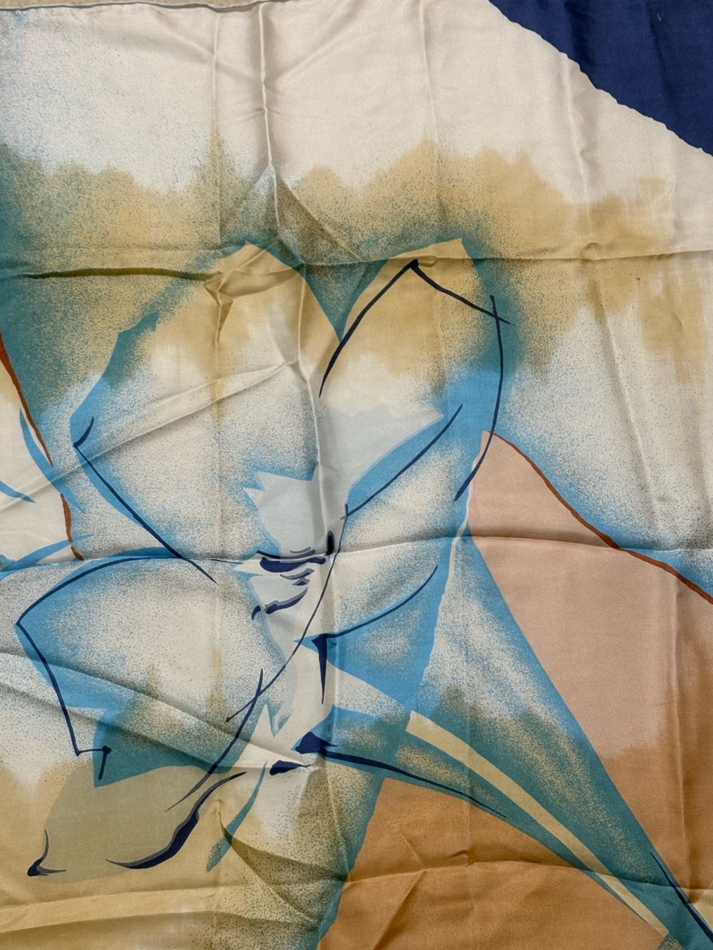 Genuine Suzhou 100% Silk Scarf Elegant Floral in Blue, Tan & Cream